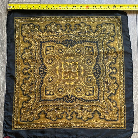 Vintage Renoir Hand Rolled Silk Scarf Made in Italy Like New - Picture 2 of 4